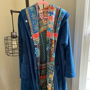 Johnny Was blue/tribal print pattern bathrobe